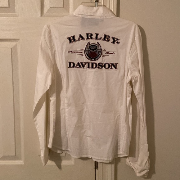Ladies Harley Davidson white long sleeve shirt (I wear a 16) - Picture 4 of 5